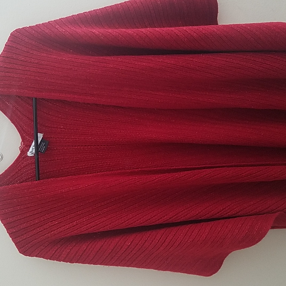 Red sparkle wrap